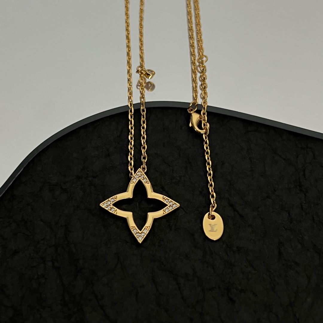 Louis Vuitton Necklaces